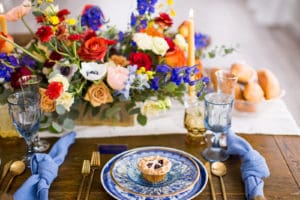 Bright Table Decor Ideas